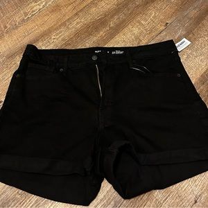Old Navy High waisted OG cuffed black jean shorts